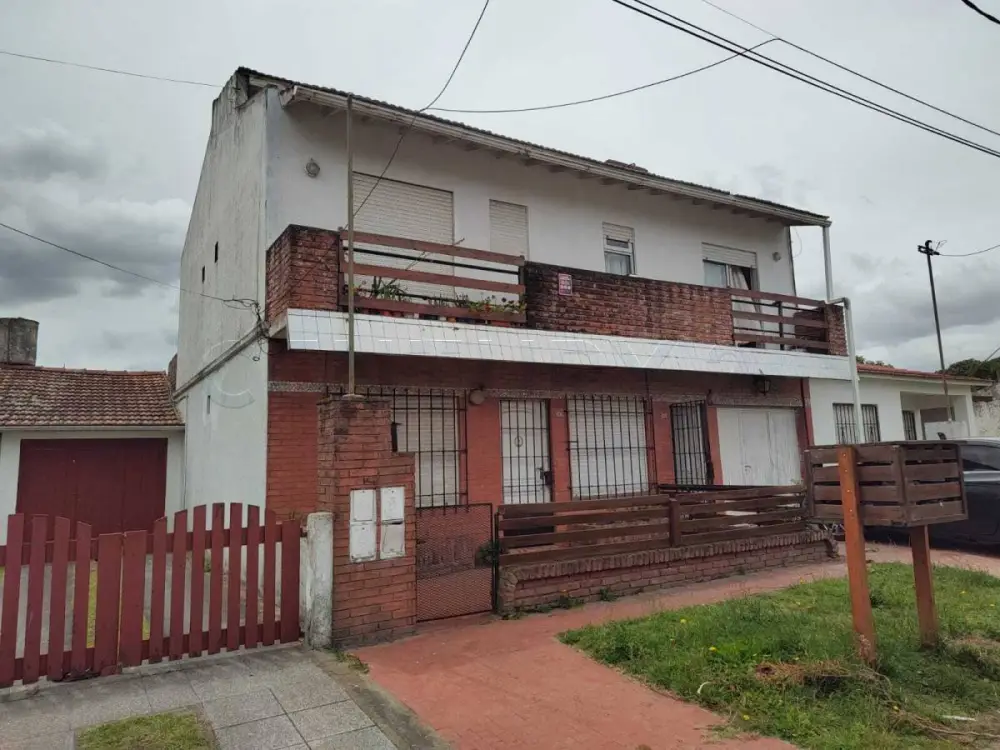 Casa de 7 ambientes en Alfar, foto 2