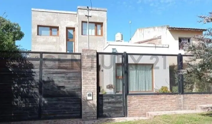 Casa de 3 ambientes en Necochea, foto 2