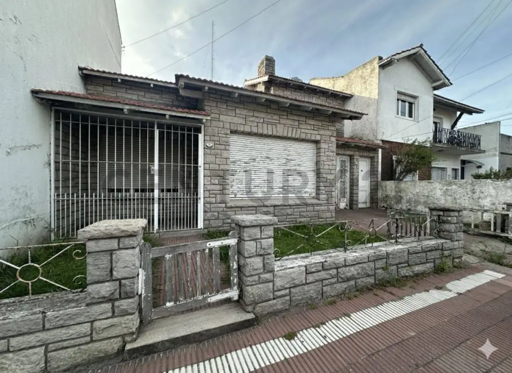 Casa de 4 ambientes en San José, foto 2