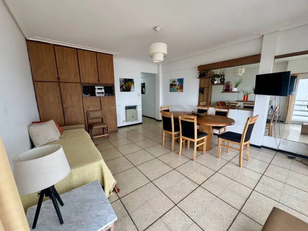 Departamento de 3 ambientes en Miramar, foto 2