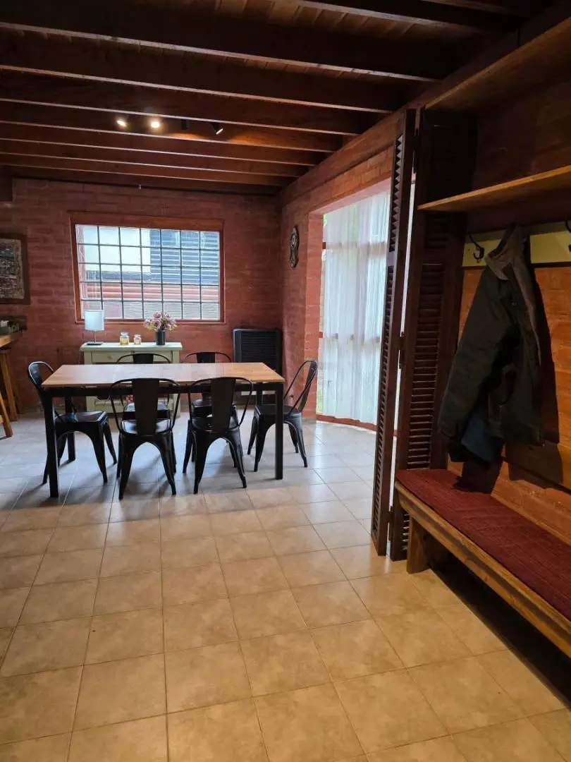 Casa de 4 ambientes en Caisamar y Estrada, foto 3