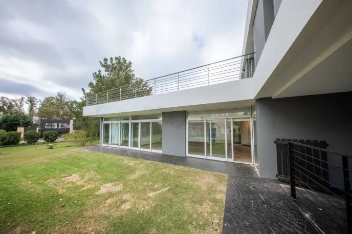 Casa de 4 ambientes en Arenas del Sur, foto 1