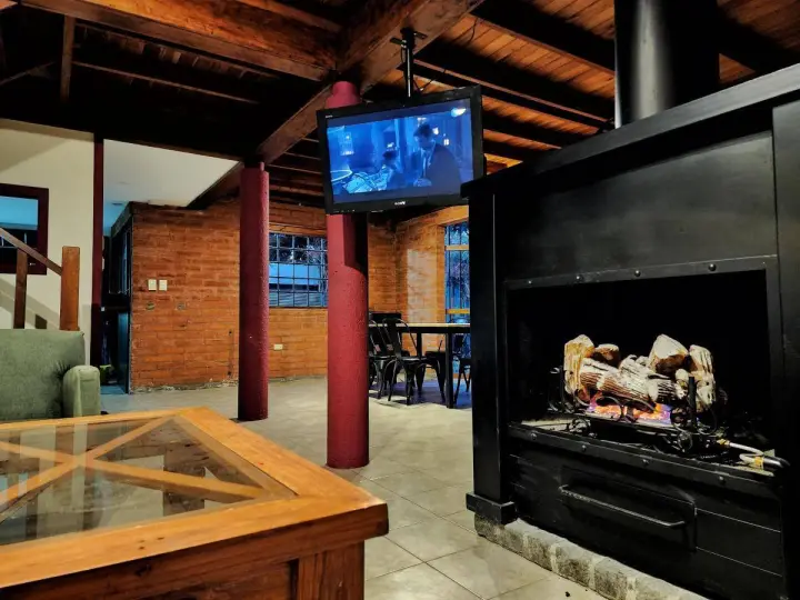 Casa de 4 ambientes en Caisamar y Estrada, foto 1