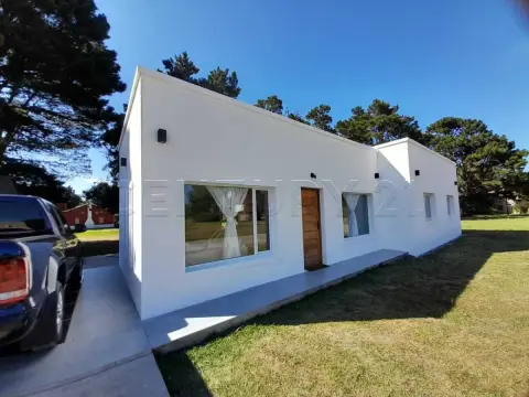 Casa de 3 ambientes en Miramar
