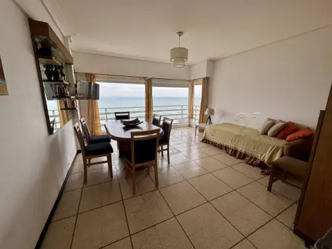 Departamento de 3 ambientes en Miramar