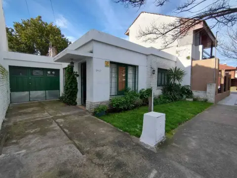 Casa de 3 ambientes en Chauvín